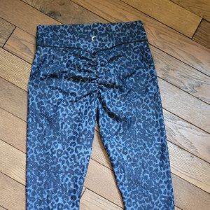 Zyia leopard print leggings